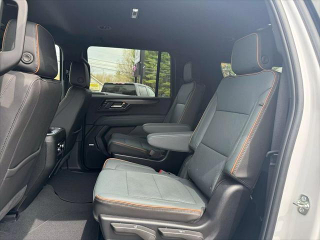 2025 GMC Yukon XL 4WD AT4