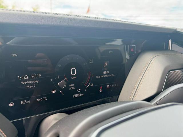 2025 GMC Yukon XL 4WD AT4
