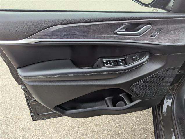 Used 2023 Jeep Grand Cherokee L For Sale in Jackson, MI