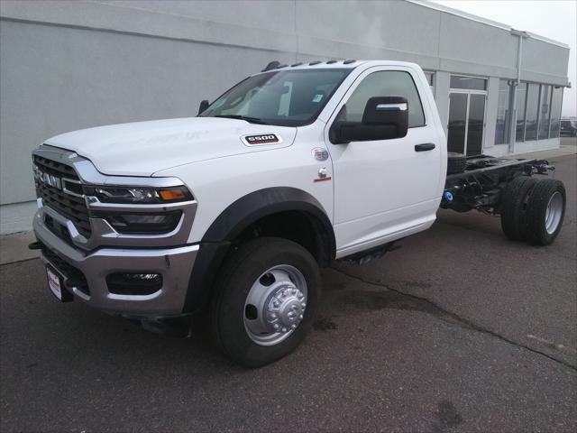 2025 RAM Ram 5500 Chassis Cab RAM 5500 TRADESMAN CHASSIS REGULAR CAB 4X4 84 CA 2025 RAM Ram 5500 Chassis Cab RAM 5500 TRADESMAN CHASSIS REGULAR CAB 4X4 84 CA