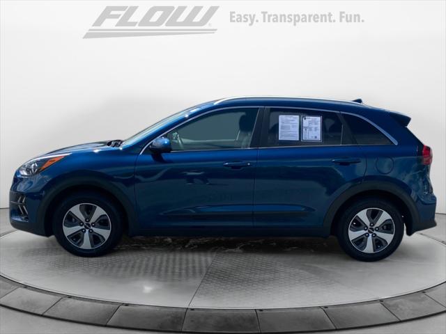 2022 Kia Niro LX