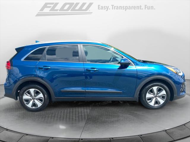 2022 Kia Niro LX