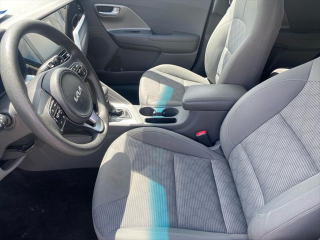 2022 Kia Niro LX