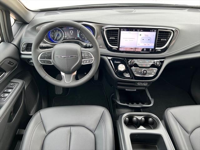 2025 Chrysler Pacifica PACIFICA SELECT
