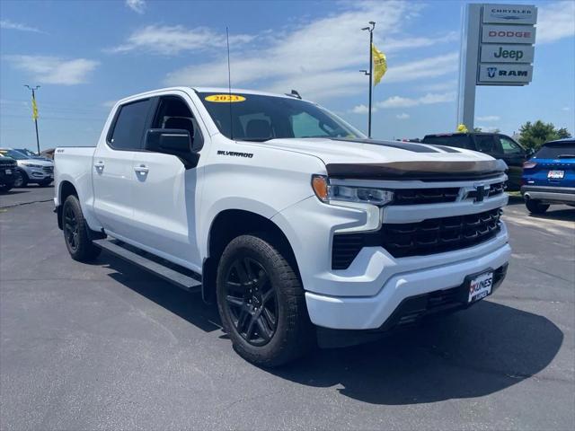 2023 Chevrolet Silverado 1500 4WD Crew Cab Short Bed RST