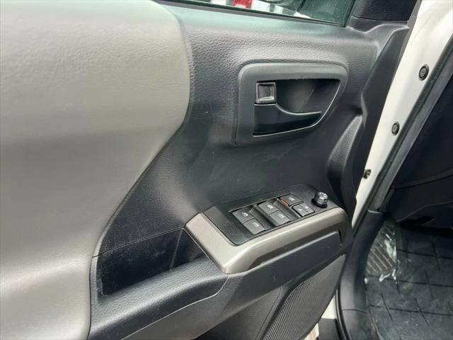 2022 Toyota Tacoma SR5 V6