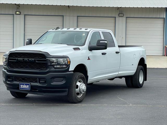 2024 RAM 3500 Tradesman Crew Cab 4x4 8 Box