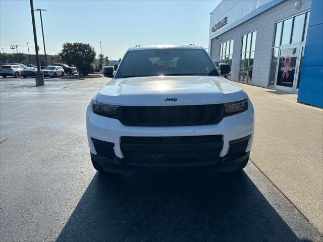 2023 Jeep Grand Cherokee L Altitude 4x4 2023 Jeep Grand Cherokee L Altitude 4x4