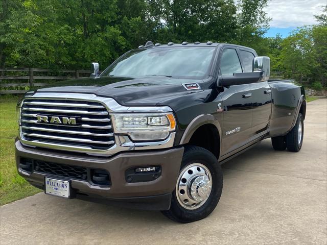 2019 RAM 3500 Longhorn Crew Cab 4x4 8 Box