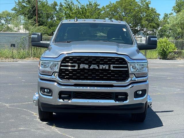 2024 RAM 3500 Big Horn Crew Cab 4x4 8 Box