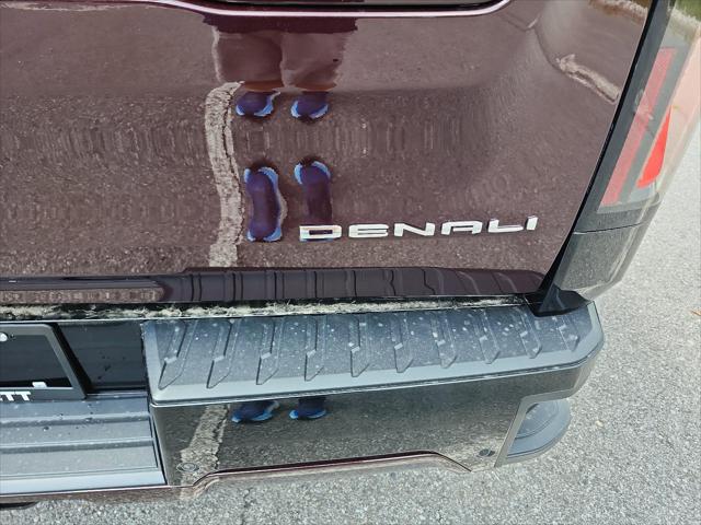 2025 GMC Sierra Max Range Denali