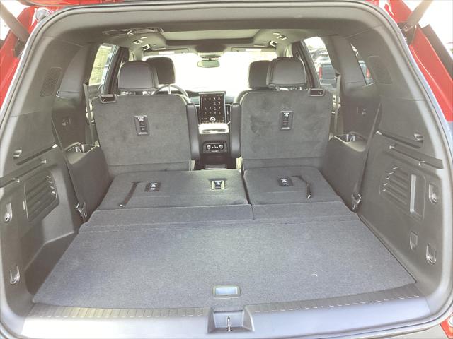 2025 GMC Acadia AWD AT4