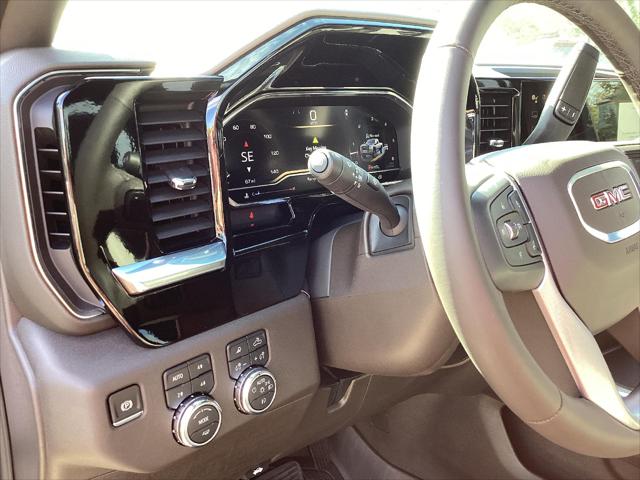 2025 GMC Sierra 2500HD 4WD Crew Cab Standard Bed SLT