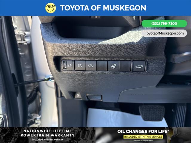 2025 Toyota RAV4 Hybrid XSE