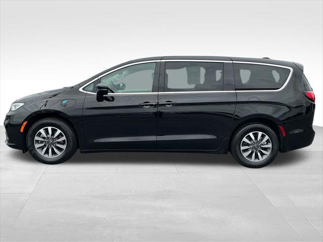Used 2024 Chrysler Pacifica Hybrid For Sale in Muscle Shoals, AL