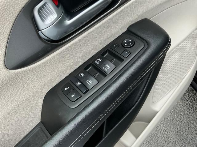 Used 2024 Chrysler Pacifica Hybrid For Sale in Muscle Shoals, AL