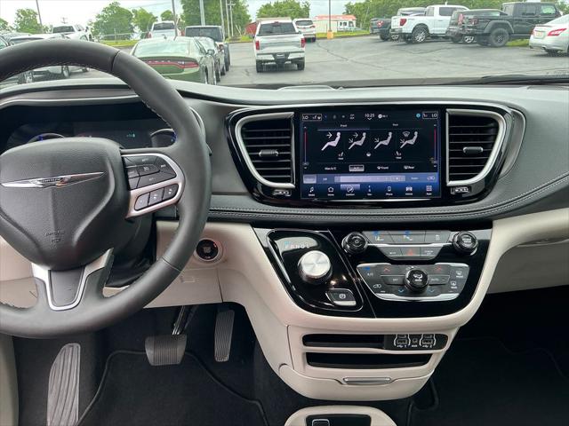 Used 2024 Chrysler Pacifica Hybrid For Sale in Muscle Shoals, AL