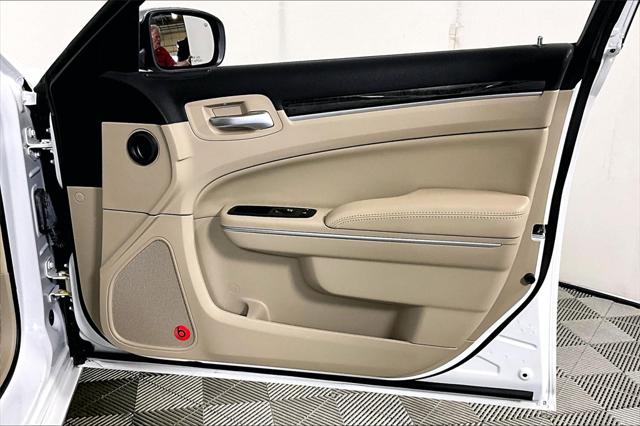 Used 2014 Chrysler 300 For Sale in Millington, TN