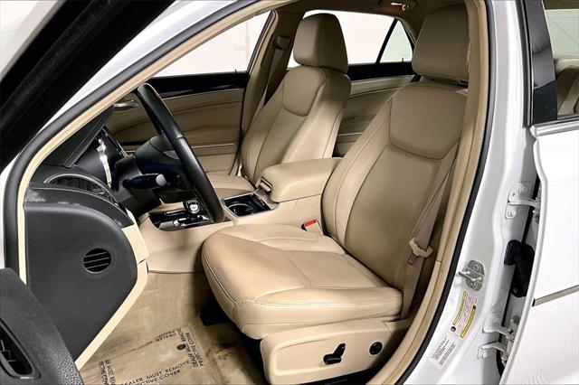 Used 2014 Chrysler 300 For Sale in Millington, TN