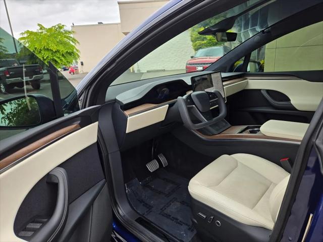 2023 Tesla Model X Standard Range