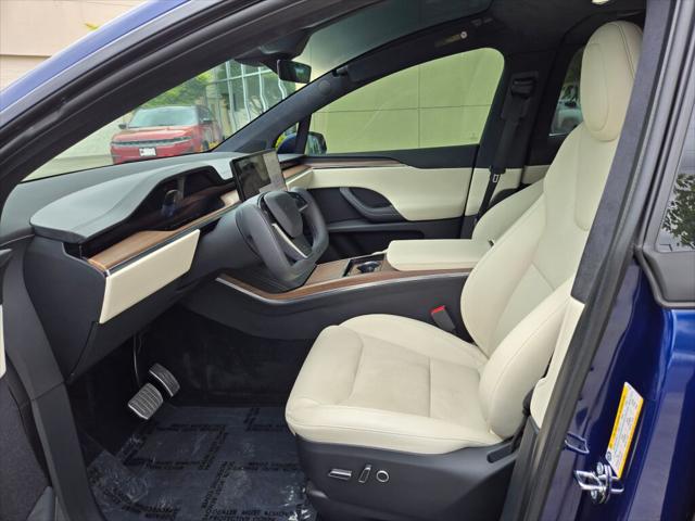 2023 Tesla Model X Standard Range