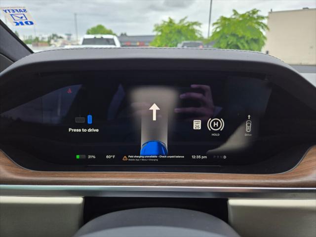 2023 Tesla Model X Standard Range