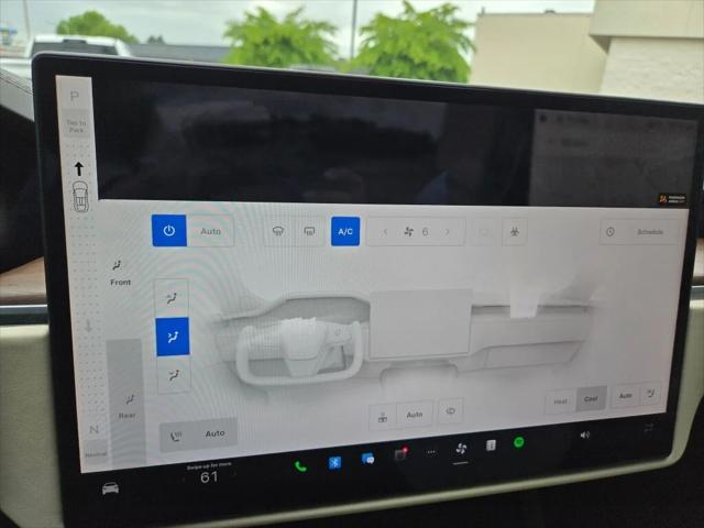 2023 Tesla Model X Standard Range