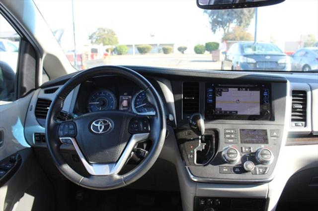 2011 Lexus HS 250h Premium