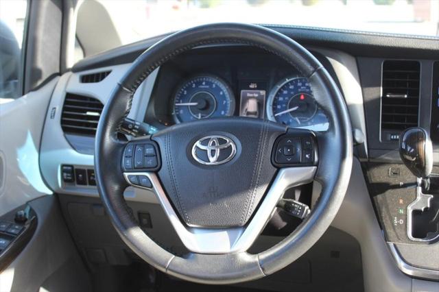 2011 Lexus HS 250h Premium