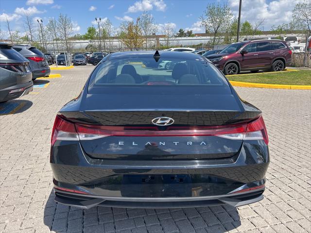 Elantra Preferred - Sun & Tech Pkg