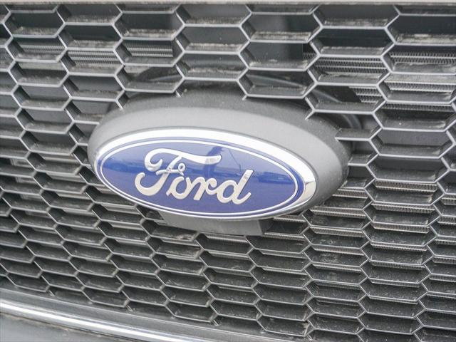 2024 Ford Transit Cutaway Base