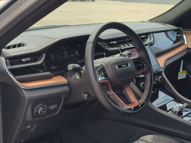 2025 Jeep Grand Cherokee GRAND CHEROKEE L SUMMIT RESERVE 4X4