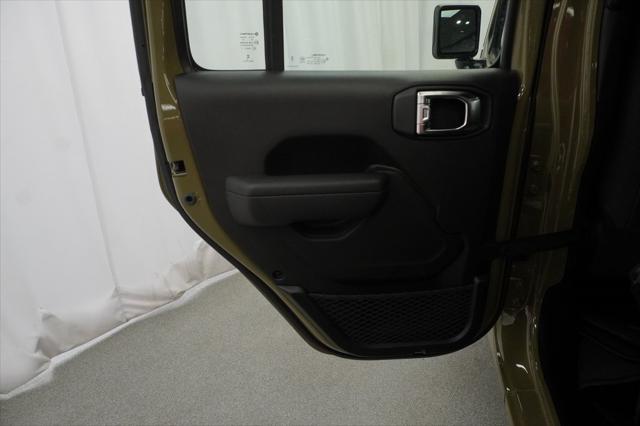 2025 Jeep Gladiator GLADIATOR SPORT 4X4