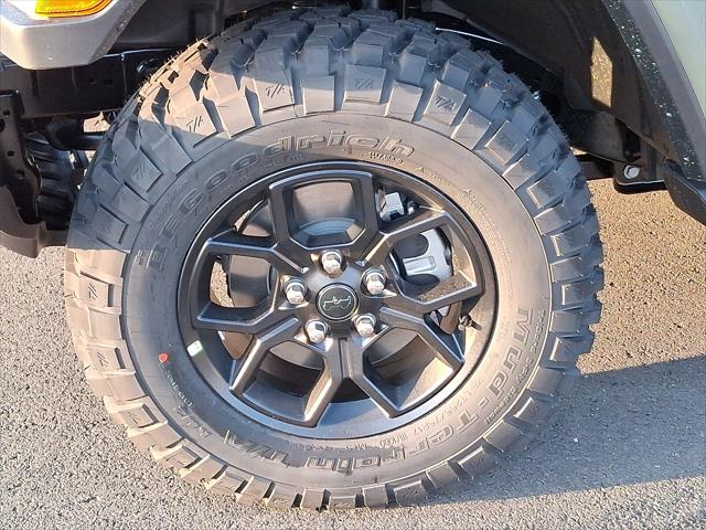 2025 Jeep Gladiator GLADIATOR HIGH TIDE 4X4
