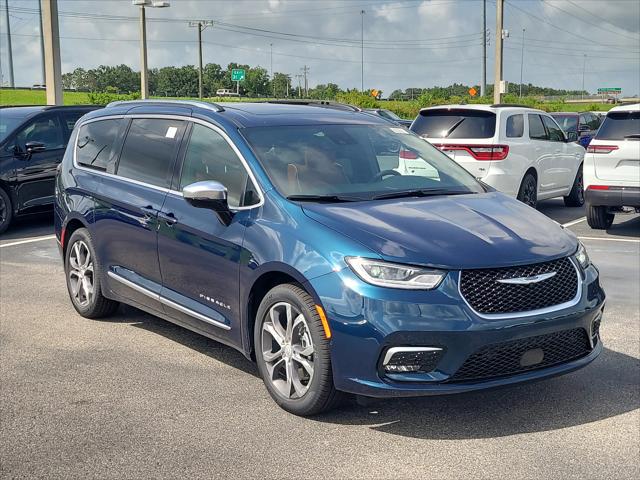 2025 Chrysler Pacifica PACIFICA PINNACLE