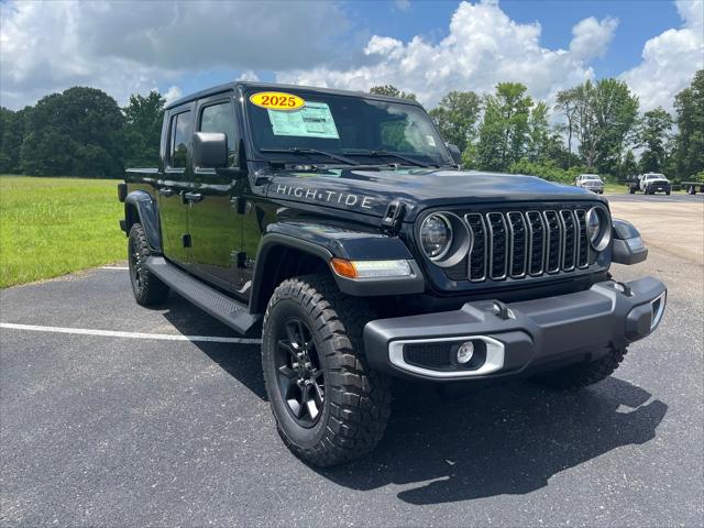 2025 Jeep Gladiator GLADIATOR HIGH TIDE 4X4