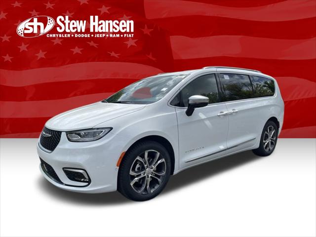 2025 Chrysler Pacifica PACIFICA PINNACLE