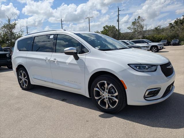 2025 Chrysler Pacifica PACIFICA PINNACLE AWD