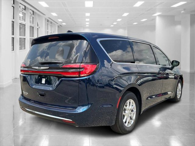 2025 Chrysler Pacifica PACIFICA SELECT