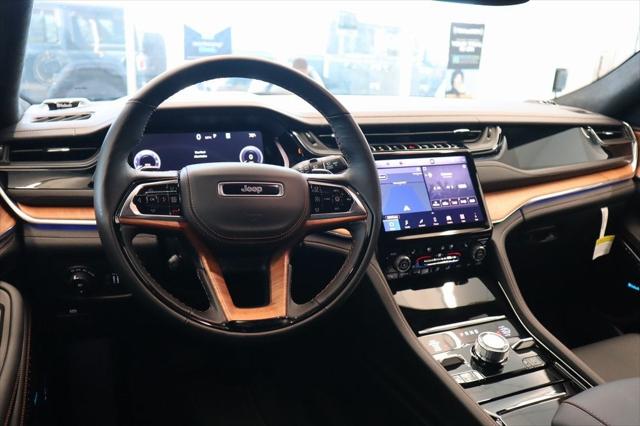 2025 Jeep Grand Cherokee GRAND CHEROKEE L SUMMIT RESERVE 4X4
