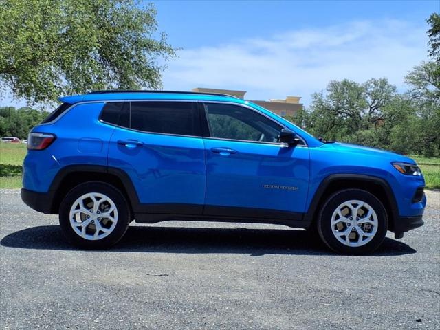 2024 Jeep Compass Latitude 4x4