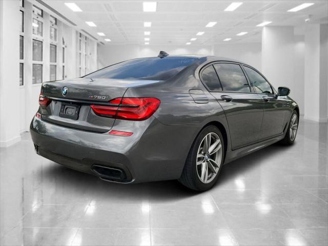 2018 BMW 750i 750i