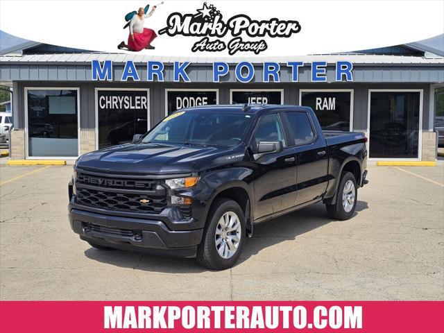 2022 Chevrolet Silverado 1500 4WD Crew Cab Short Bed Custom 2022 Chevrolet Silverado 1500 4WD Crew Cab Short Bed Custom