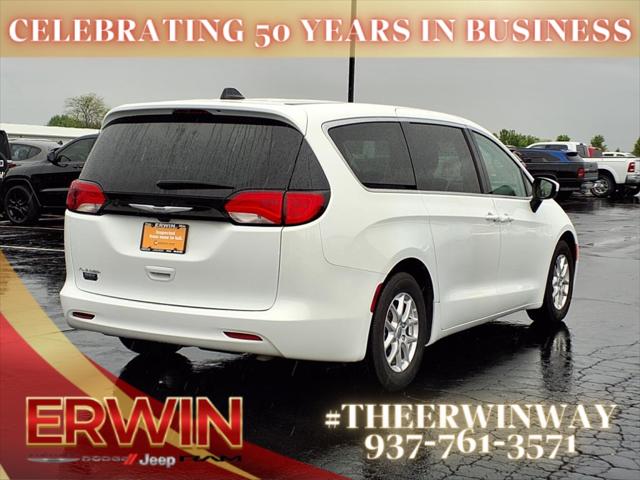 2023 Chrysler Voyager LX 2023 Chrysler Voyager LX