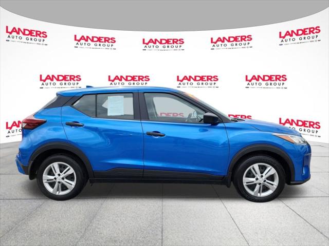 2024 Nissan Kicks S Xtronic CVT