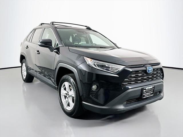2020 Toyota RAV4 Hybrid XLE