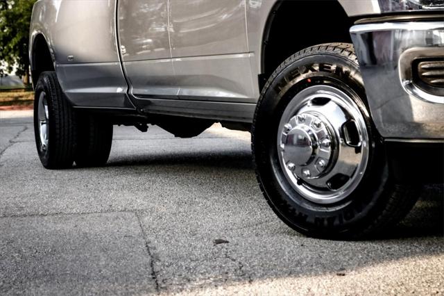 2024 RAM 3500 Tradesman Crew Cab 4x4 8 Box