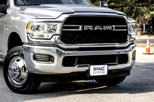 2024 RAM 3500 Tradesman Crew Cab 4x4 8 Box