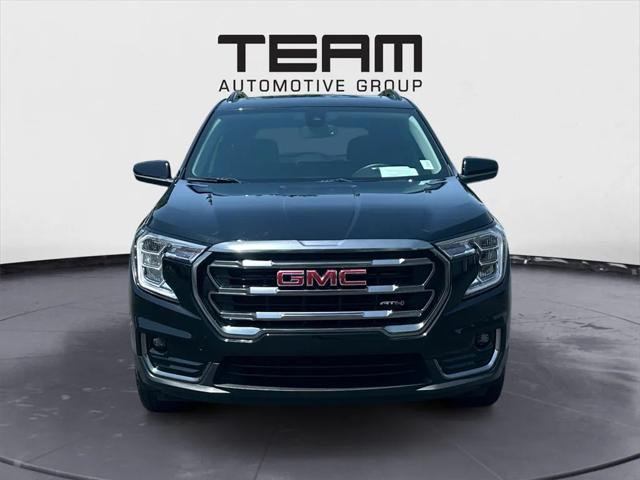 2024 GMC Terrain AWD AT4