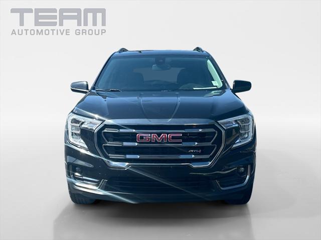 2024 GMC Terrain AWD AT4